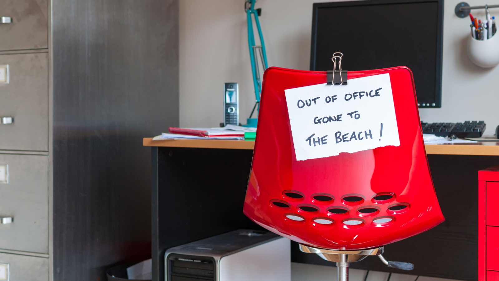 How to Take Vacation and Leave Your Computer at Home (For Marketers)
