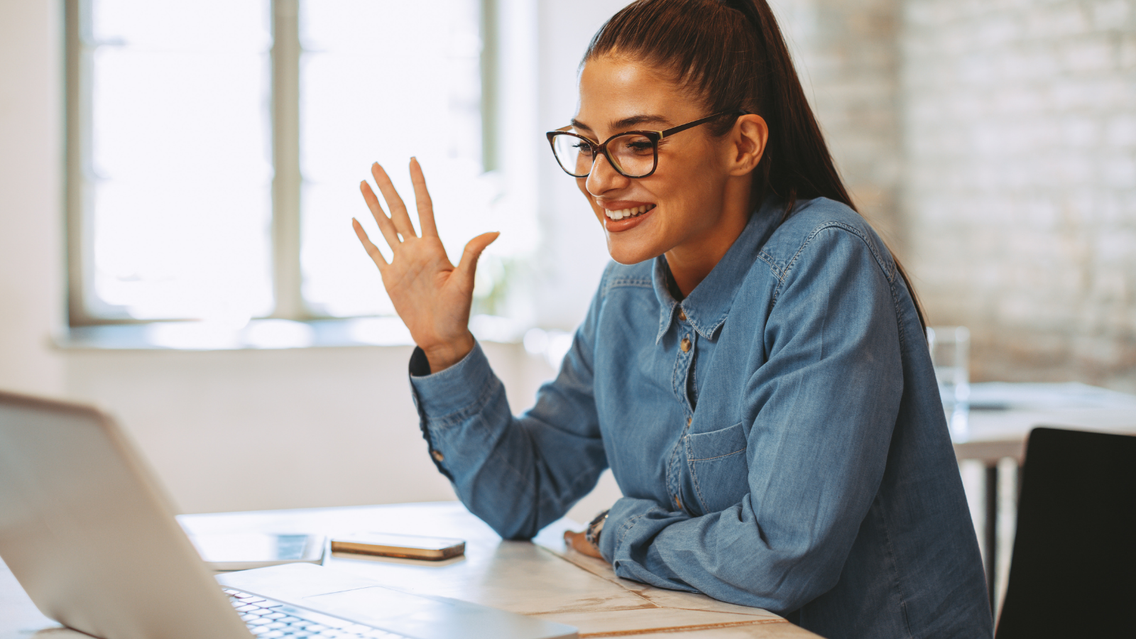 Weekly Roundup: How to Simplify the Sales Process, Improve Your Ranking + More